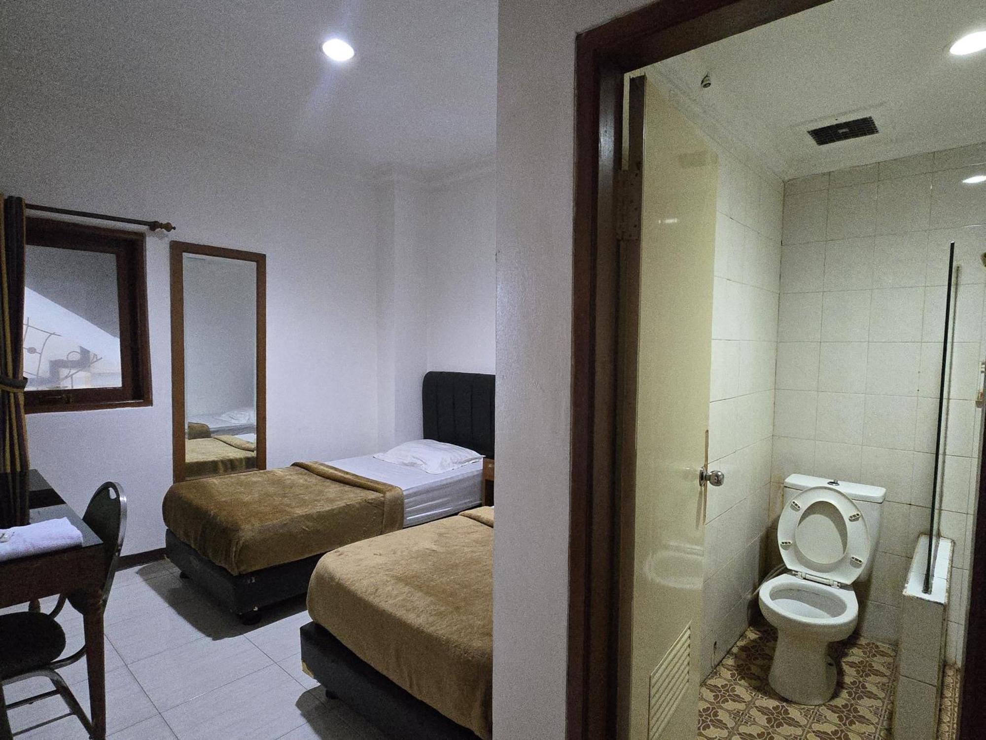 Hotel Maxim Kwitang Jakarta Bilik gambar