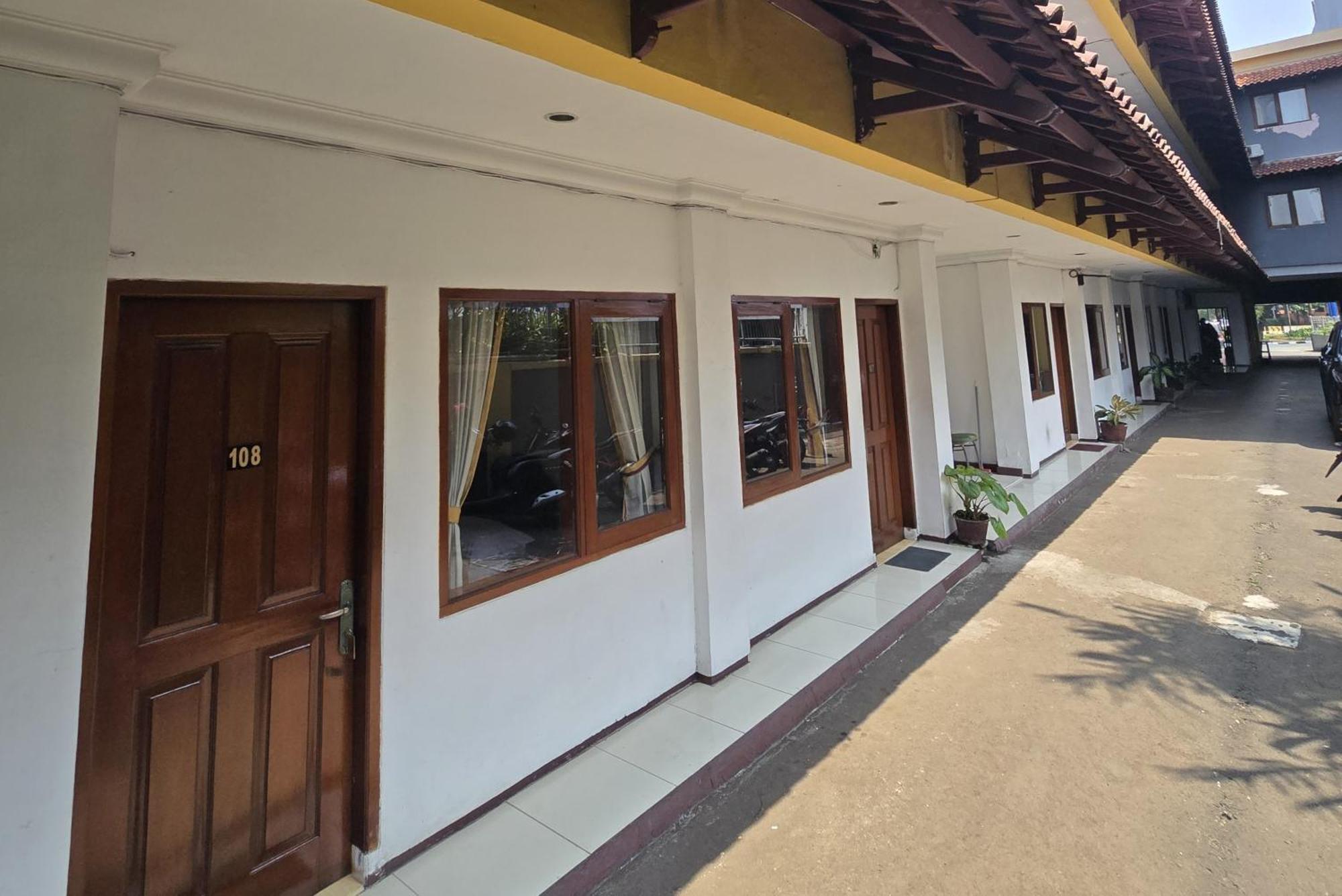Hotel Maxim Kwitang Jakarta Luaran gambar