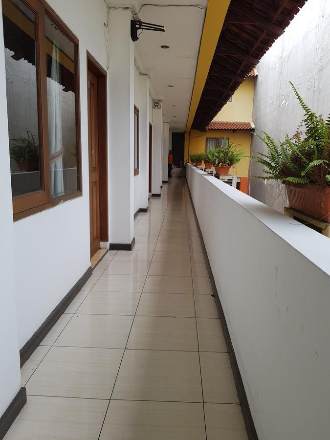 Hotel Maxim Kwitang Jakarta Luaran gambar