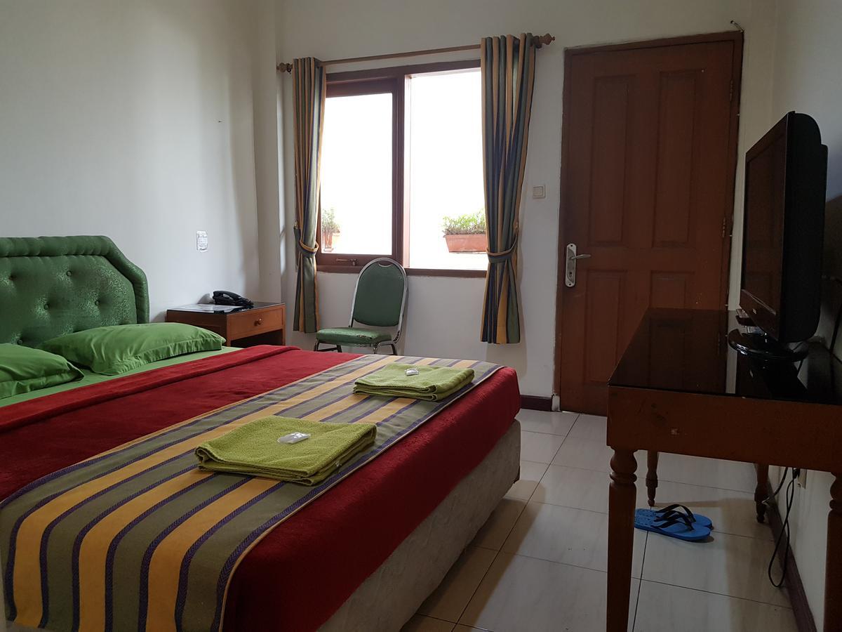 Hotel Maxim Kwitang Jakarta Luaran gambar